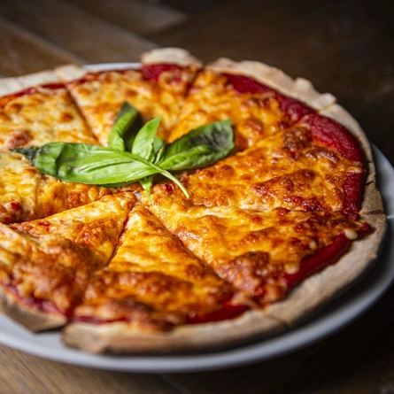 GK_UC_Advertising_Pizzas_2025_034.jpg