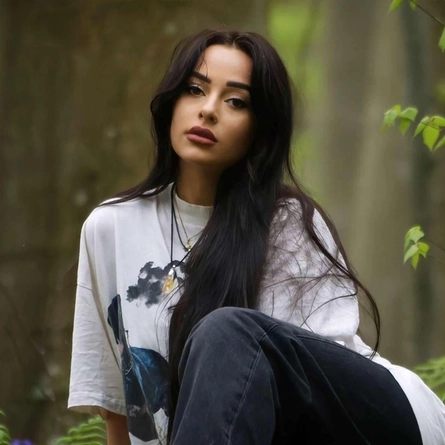 An image advertising a live music what's on event featuring Giovanna at The Cart & Horses.