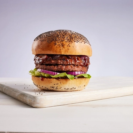 DB_HH_Product_Packshot_Burgers-Beyond-Meat-Burger-Hero-Master_2023.jpg
