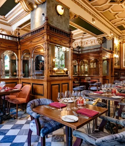 Metro - Cafe Royal (Edinburgh) - Interior Dining
