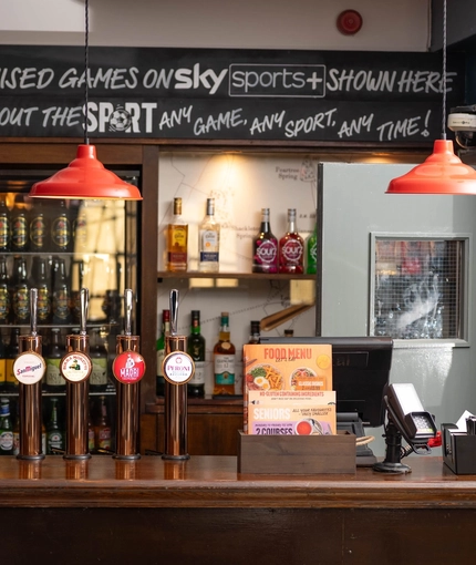 An image of the interior bar at The Old Red Lion.