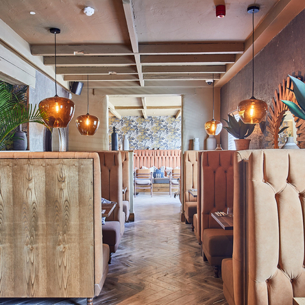 6178_P&V_Crafted_Four-Oaks_Sutton-Coldfield_Venue_Interior_2023_010