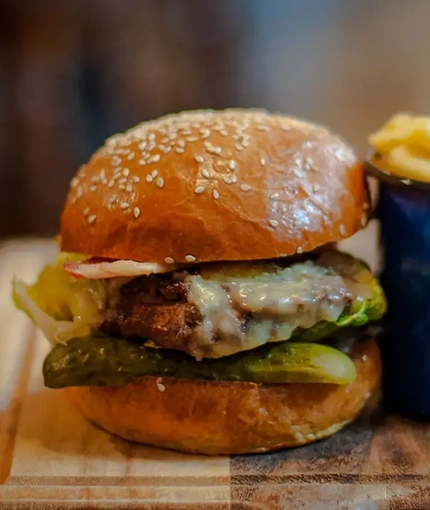Metro - Masons Arms (Kensal Green) - Burger and fries