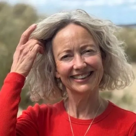 An image of Karen Baldwin to advertise a wellbeing What's On event at The Cart & Horses.