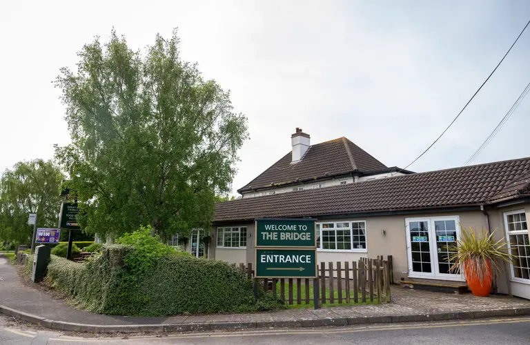 The Bridge Inn photo 1