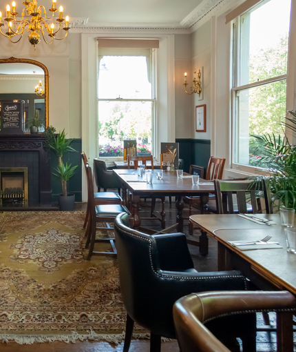 1626_GK_HT_Bunch-Of-Grapes_Brompton_Venue_2024_014.JPG