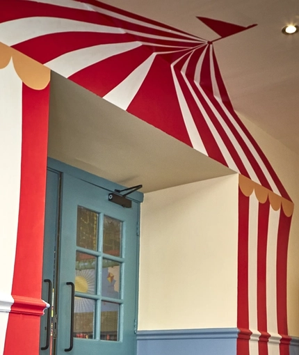 The entrance for Wacky Warehouse at the Sovereigns.