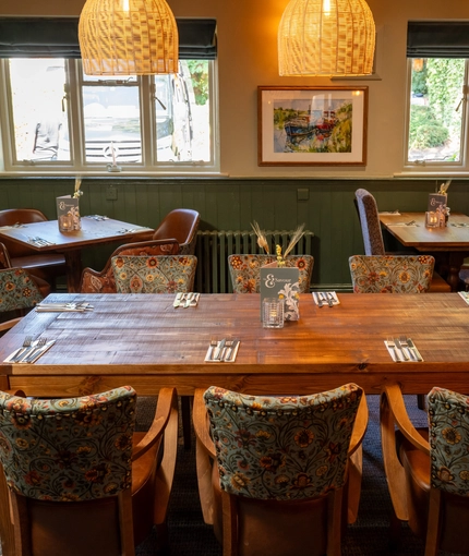 A table in the restaurant of the Wateringbury.