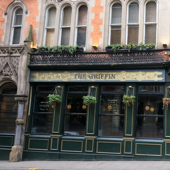 The Griffin Pub Restaurant in Leeds