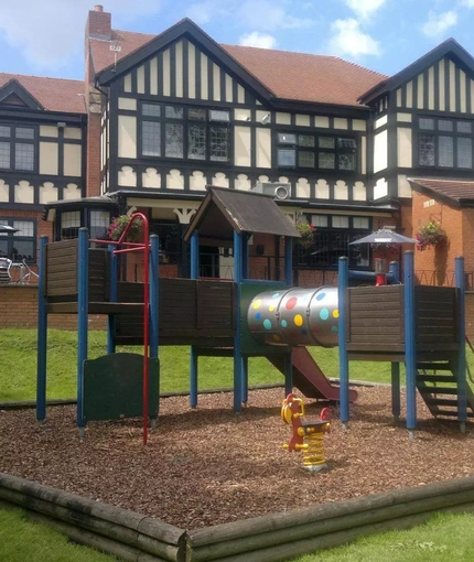 6836 Parc-Y-Prior Inn (Malpas) - FG - OUTDOOR PLAY AREA 03.jpg