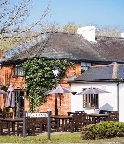 Shepherds House (Warfield) Exterior