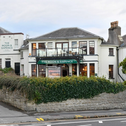 The exterior facade of the Moon and Sixpence.