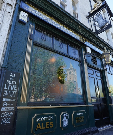 3910_Heritage_UC_TappitHen_Dunblane_Pub_030.jpg.JPG