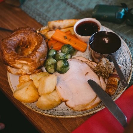Christmas_UHT_Product_Lifestyle_Day-1-Thames-Ditton_2026_060.jpg