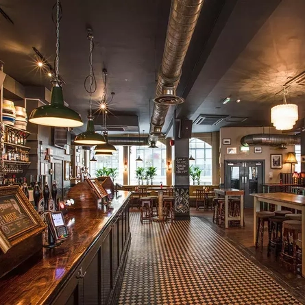 Metro - Phoenix (Whitechapel) - The dining area of The Phoenix