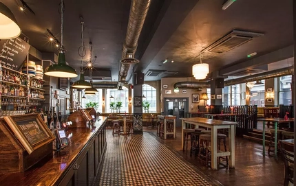 Metro - Phoenix (Whitechapel) - The dining area of The Phoenix