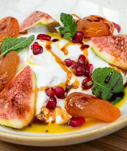 Pomegranate & tahini yoghurt breakfast bowl