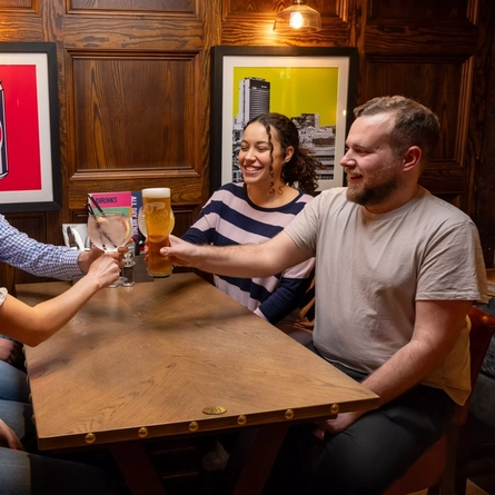 GK_P&S_People_Lifestyle_Drinks-With-Friends-Cheers_2024_007.png