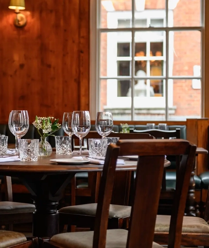 Metro - Chesterfield Arms (Mayfair) - private dining room