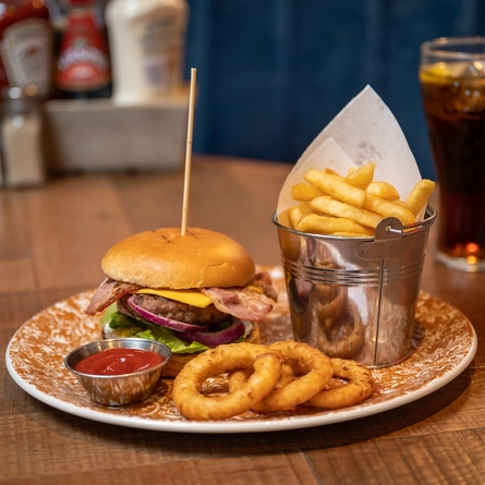 GK_PL_Product_Advertising_Bacon-Burger-3_2023.jpg