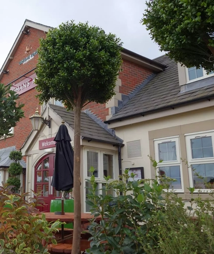 Romans   Rest (Worksop) Exterior