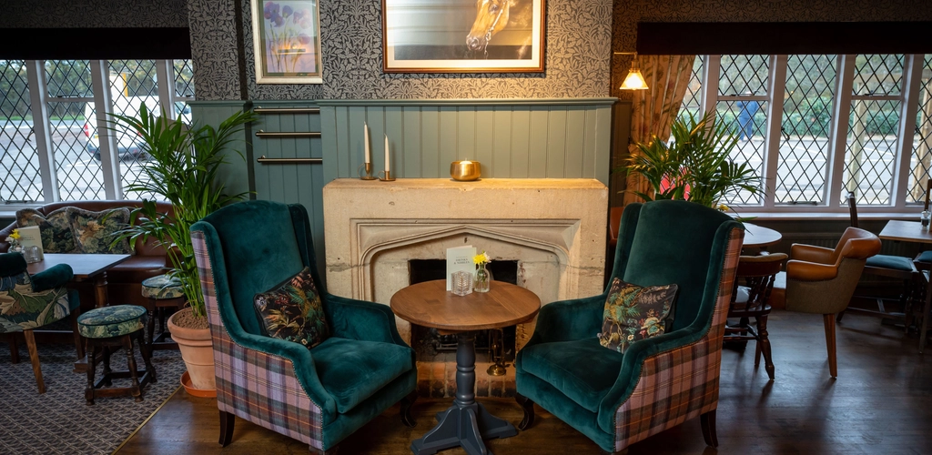 Country Pub Restaurants Near You | Chef & Brewer