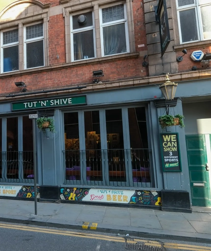 Exterior shot of the pubs facade