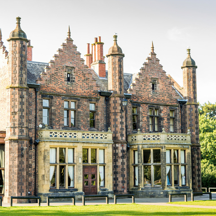 An image of Walton Hall and Gardens advertising local attractions near to Chef & Brewer venues.