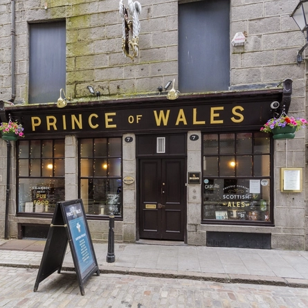 3995_Heritage_UC_PrinceOfWales_Aberdeen_Pub_3.JPG