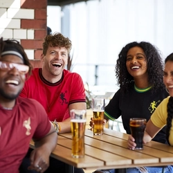 GK_Sport_People_Lifestyle_Liverpool-Fans_2023_014.jpg