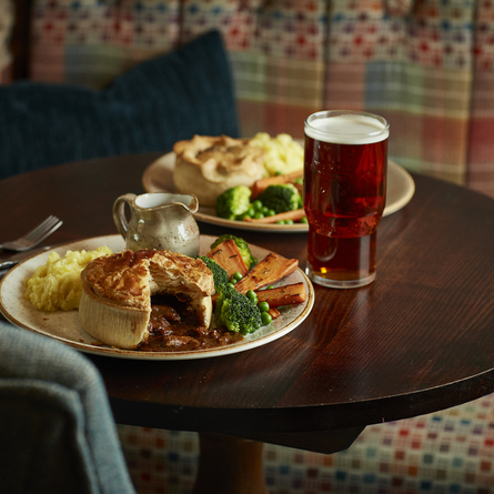 DB_C&B_Product-Mood_Steak-And-Ale-Pie_2024.jpg