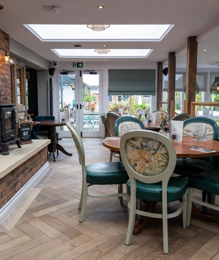 The restaurant area of the Riverside Inn.