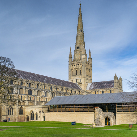 An image of Norwich Cathedral advertising local attractions near to Chef & Brewer venues.