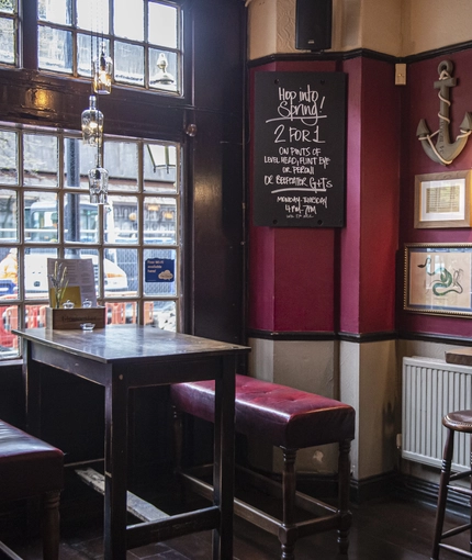 7191_GK_Heritage_Gloucester_Knightsbridge_Pub_2023_019.jpg