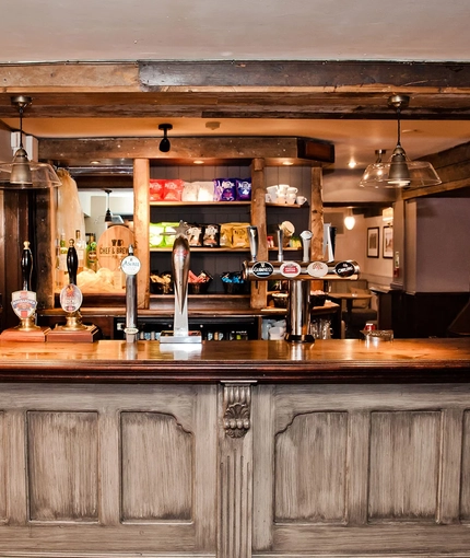 6200_Destination_C&B_HindertonArms_Neston_002.jpg