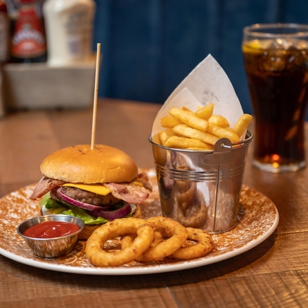 GK_PL_Product_Advertising_Bacon-Burger-3_2023.jpg