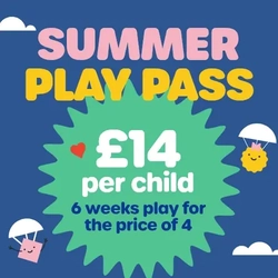 A graphic promoting the 6 week play pass at Wacky Warehouse.