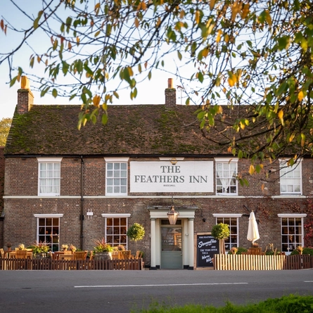 External view of a pub front