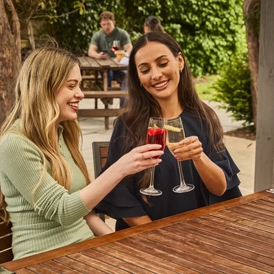 GK_People_Lifestyle_Beer-Garden-Drinks-For-Two_2024_049.jpg