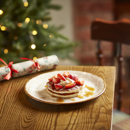 Christmas_DB_C&B_Product-Mood_Pancake-Stack-BWS_2024_002.jpg