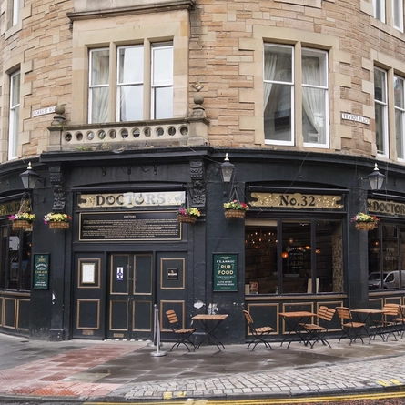 7182_GK_UC_Doctors_Edinburgh_Pub_2023_18.JPG