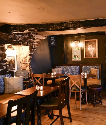 interior restaurant photograph with seating area