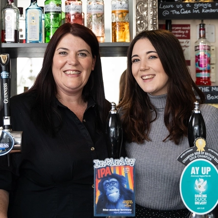Pub Partners Rachel & Lauren Portrait