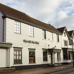 Greswolde Arms (Knowle) Exterior