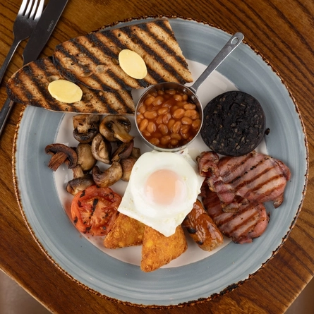 GK_P&G_Product_Advertising_Full-English-Breakfast_2024_001.jpg