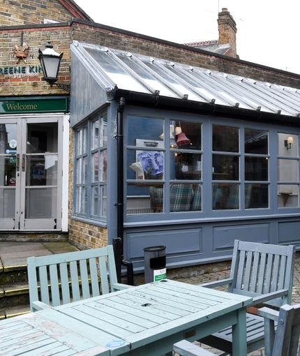 External seating area outside of a pub