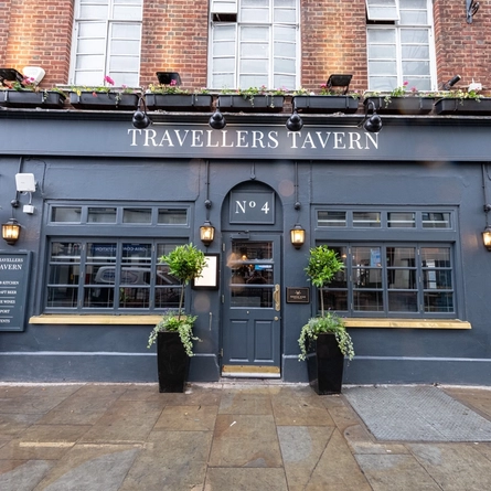 Travellers_Tavern-105.jpg