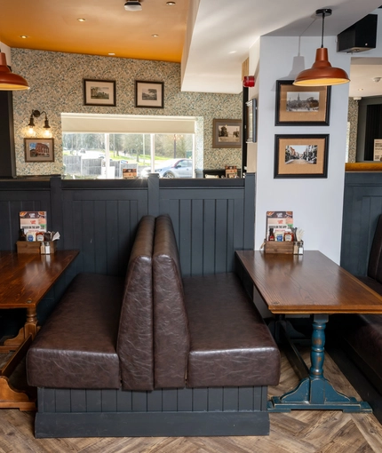 The interior restaurant and dining area at the Lutley Oak.
