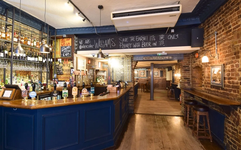 Metro - Williams Ale and Cider House (Whitechapel) - The bar area of The Williams