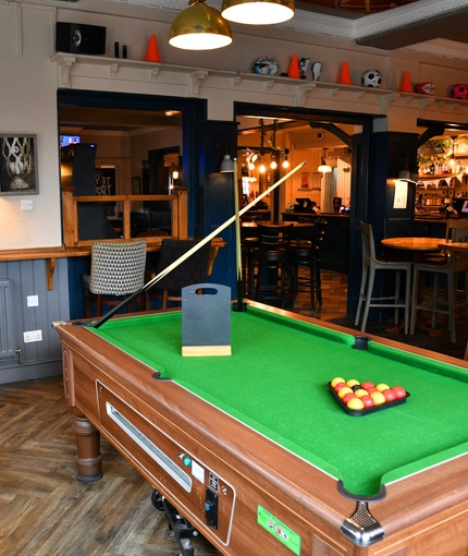 interior pub games